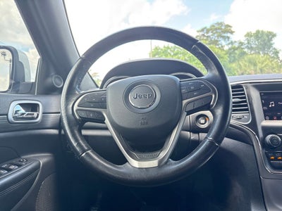 2020 Jeep Grand Cherokee Laredo 4x2