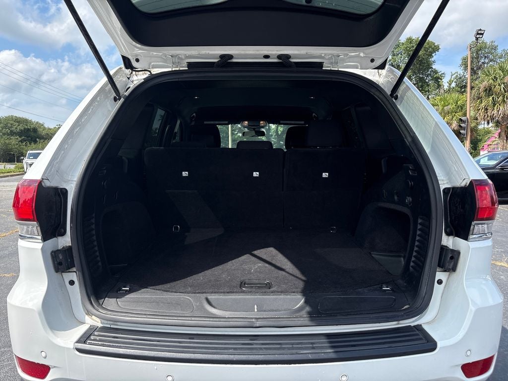 2020 Jeep Grand Cherokee Laredo 4x2