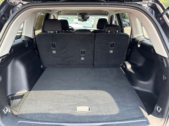 2023 Jeep Grand Cherokee Laredo 4x2