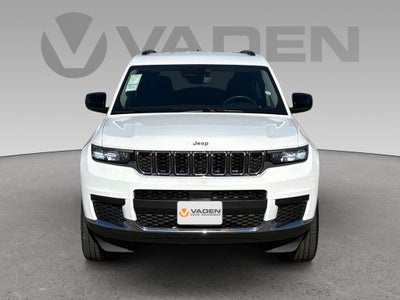 2023 Jeep Grand Cherokee L Laredo 4x2