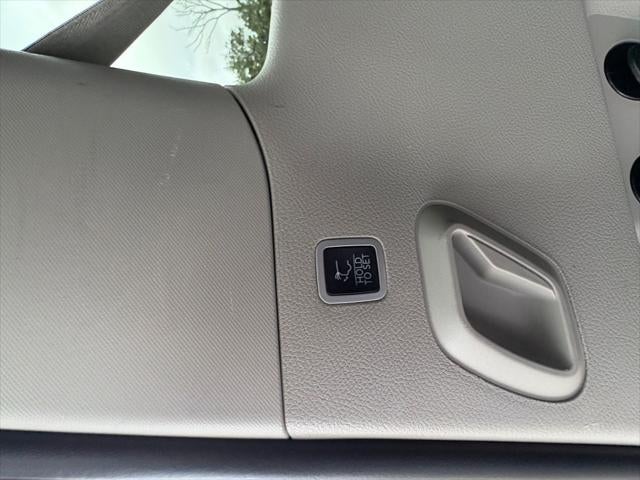 2024 Jeep Wagoneer Series II 4x2