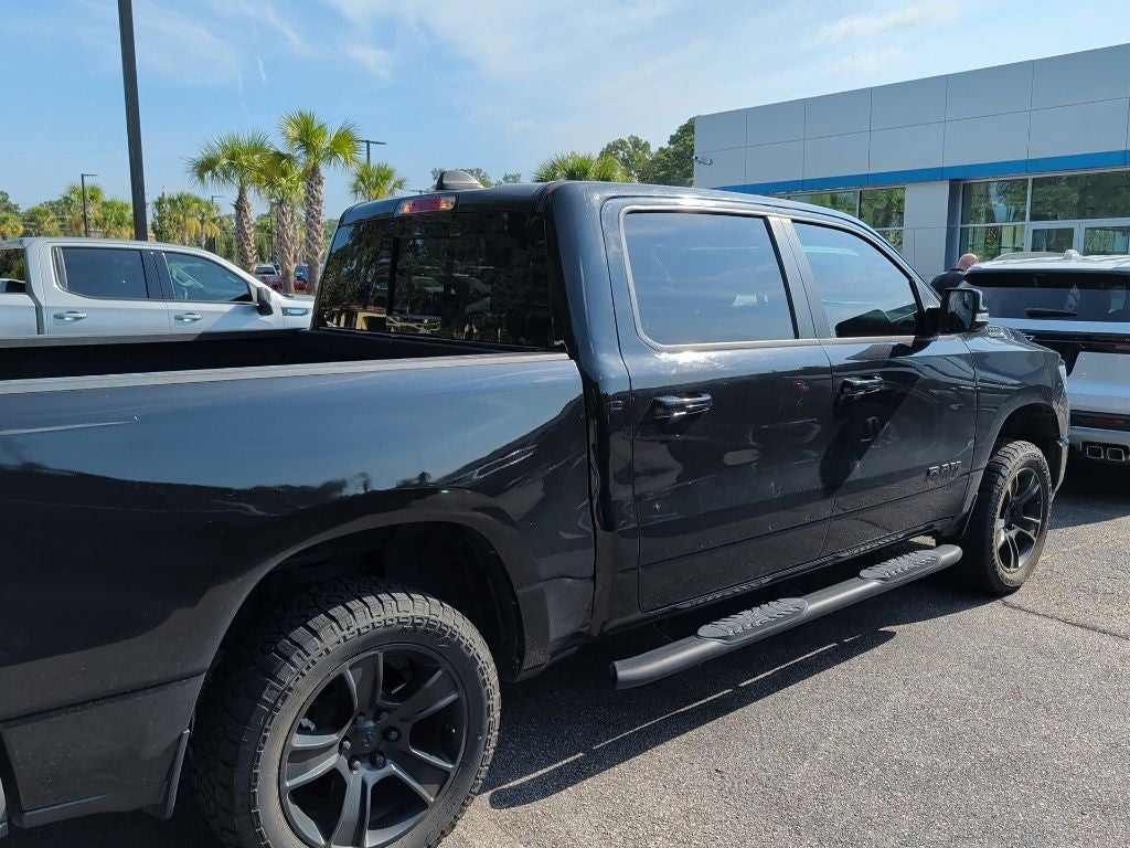 2022 RAM 1500 Big Horn Crew Cab 4x2 5'7' Box