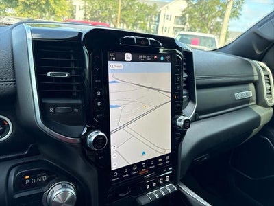 2022 RAM 1500 Laramie Crew Cab 4x2 5'7' Box
