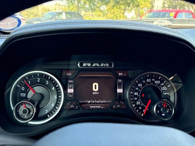 2022 RAM 1500 Laramie Crew Cab 4x2 5'7' Box