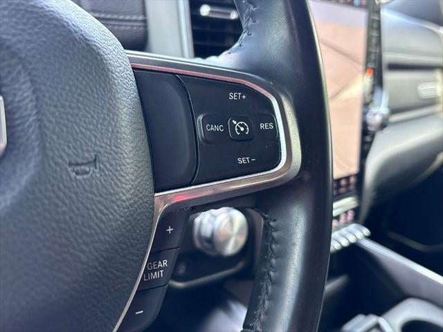 2022 RAM 1500 Laramie Crew Cab 4x2 5'7' Box
