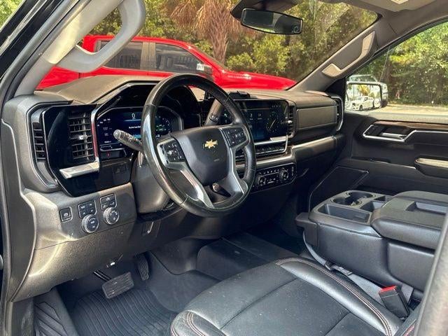 2023 Chevrolet Silverado 1500 4WD Crew Cab Standard Bed LT