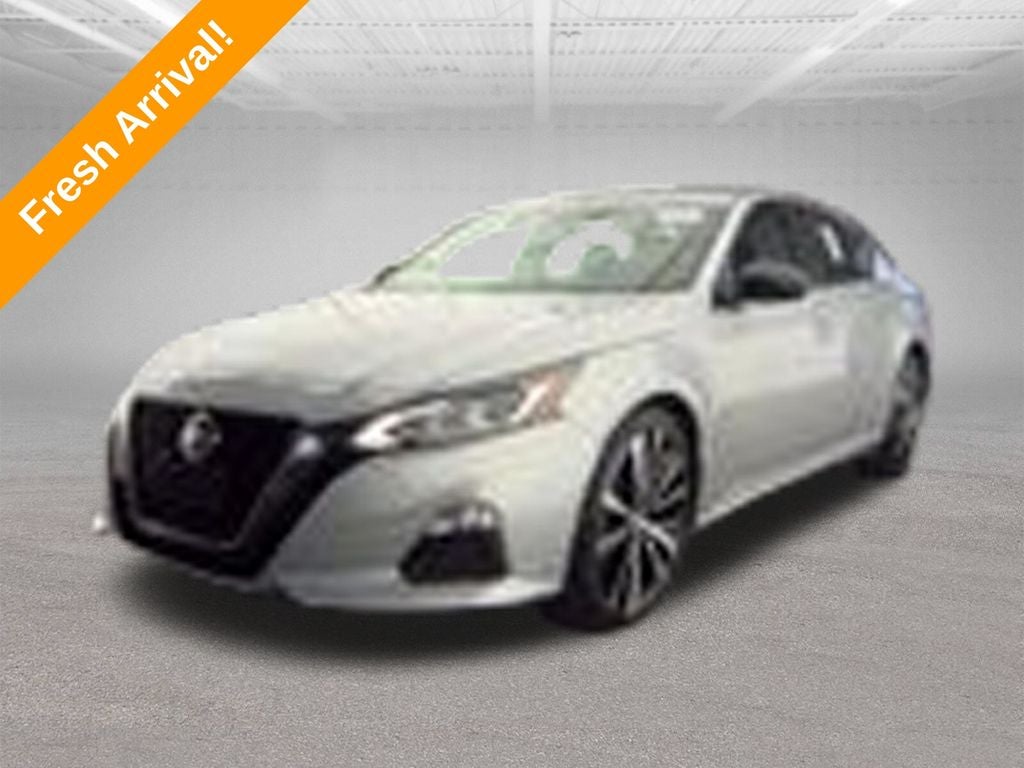 2022 Nissan Altima SR FWD