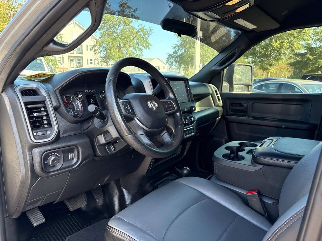 2024 RAM Ram 3500 Tradesman Crew Cab 4x4 8' Box