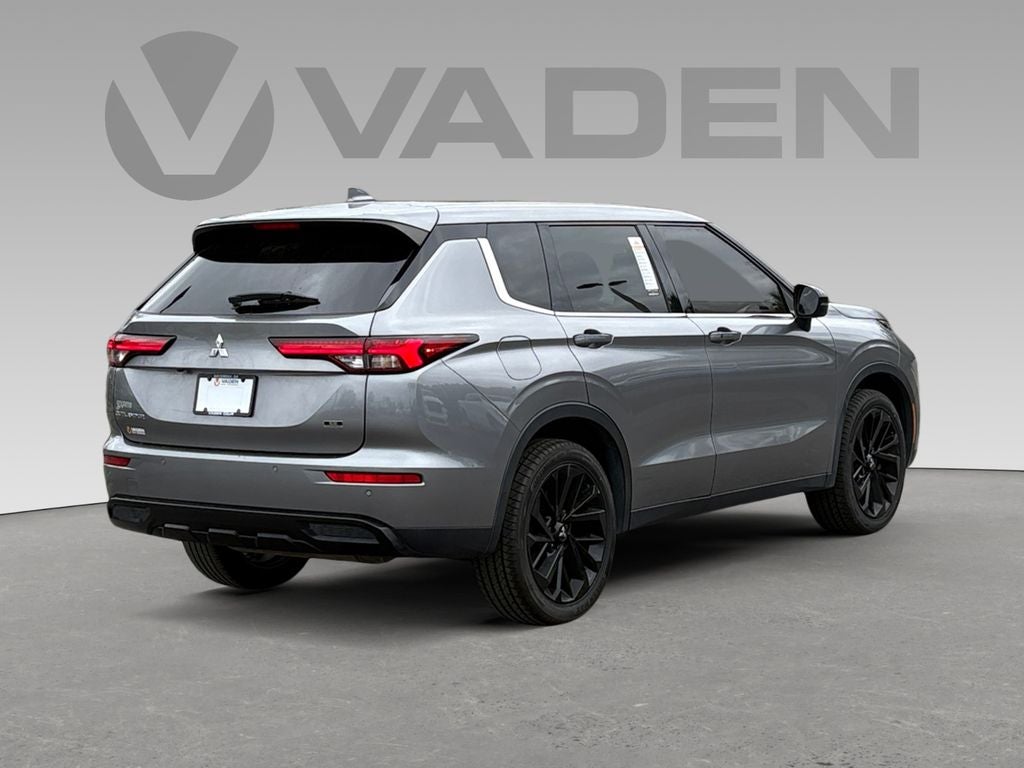 2023 Mitsubishi Outlander SE Black Edition 2WD