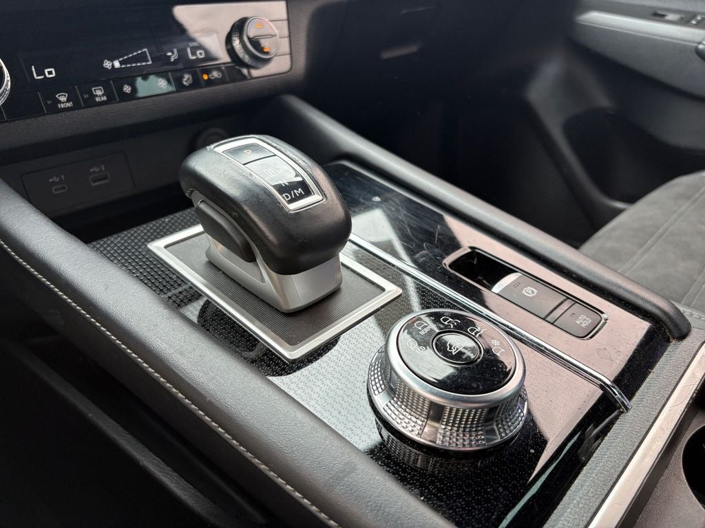 2023 Mitsubishi Outlander SE Black Edition 2WD