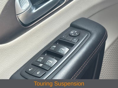 2017 Chrysler Pacifica Touring L Plus