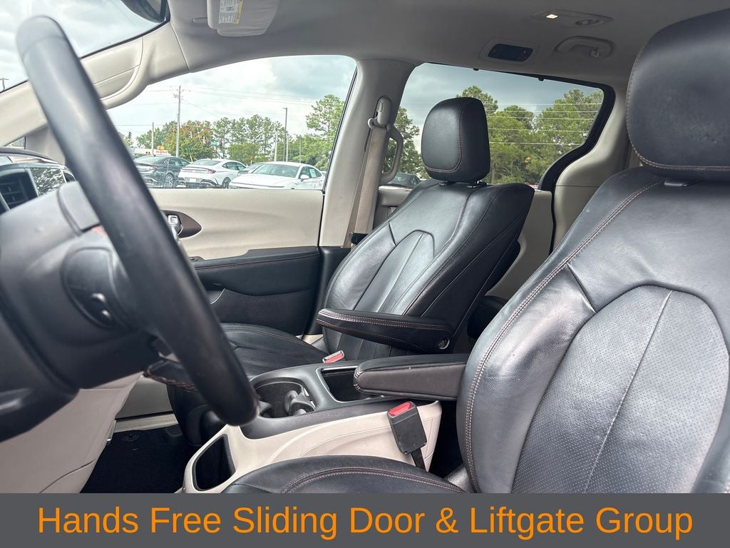 2017 Chrysler Pacifica Touring L Plus