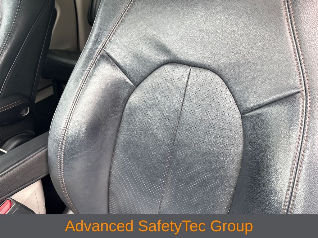 2017 Chrysler Pacifica Touring L Plus