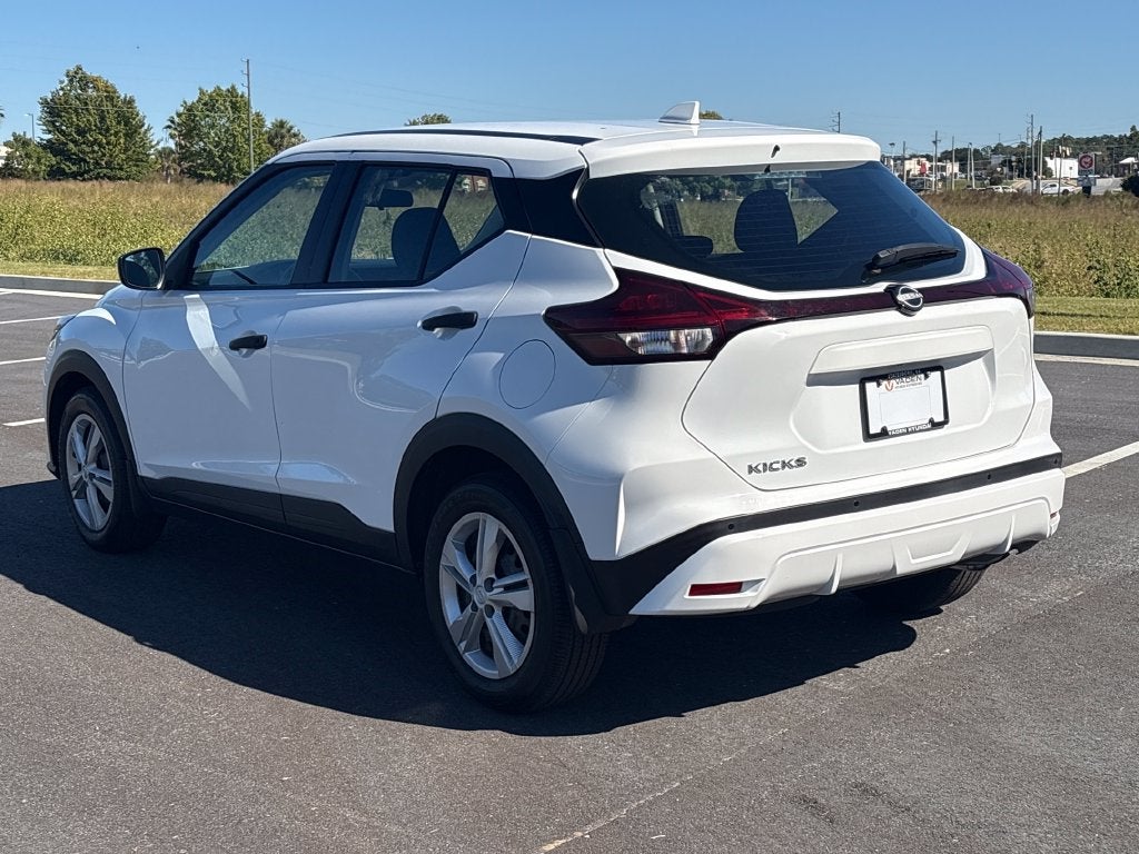 2023 Nissan Kicks S