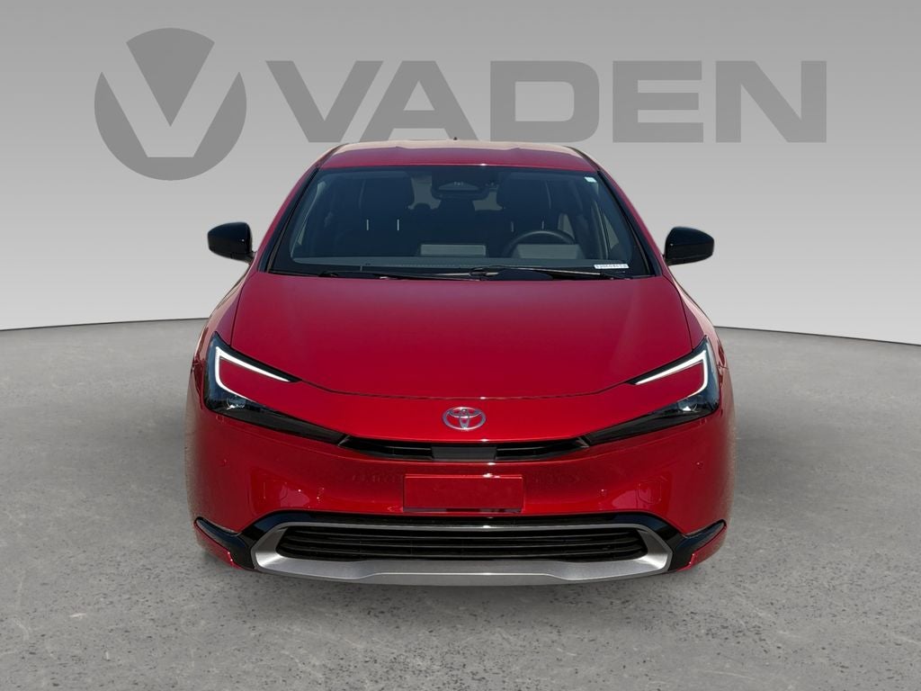2025 Toyota Prius XLE