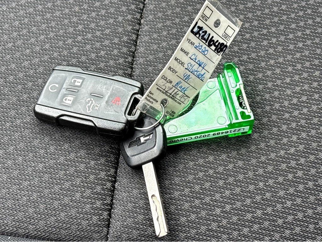 2020 Chevrolet Silverado 1500 Custom