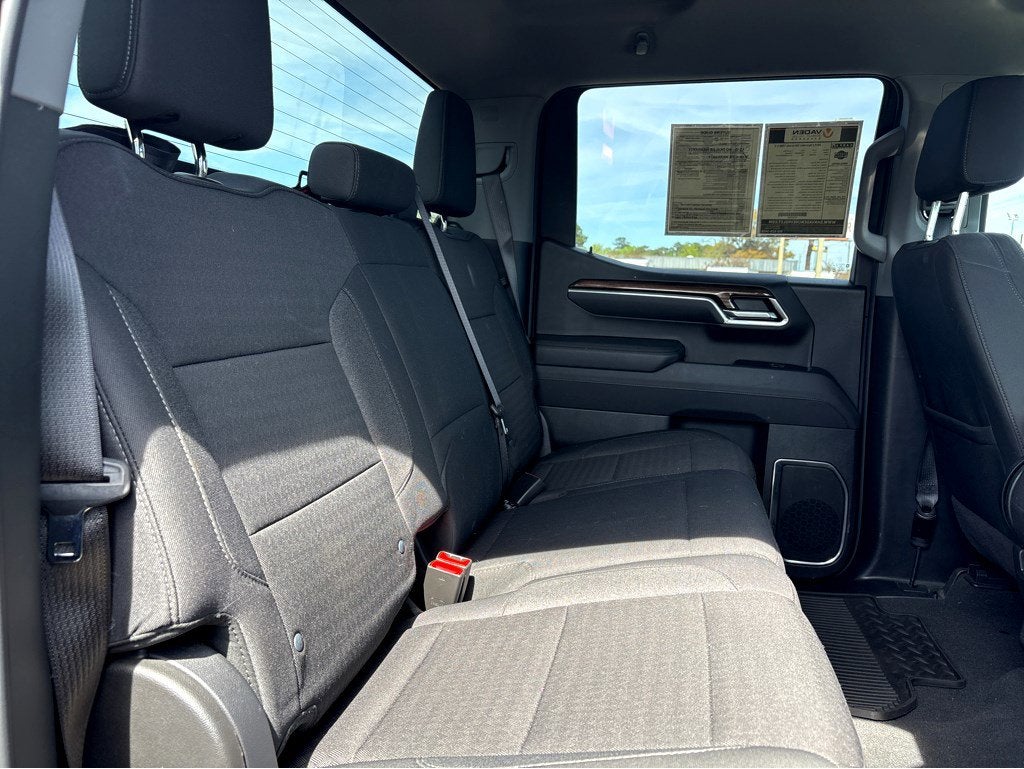 2025 Chevrolet Silverado 1500 LT