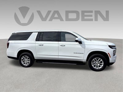 2025 Chevrolet Suburban LT
