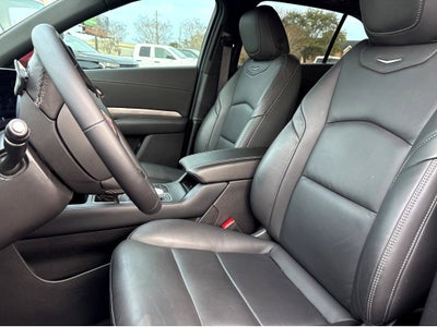 2025 Cadillac XT4 Premium Luxury