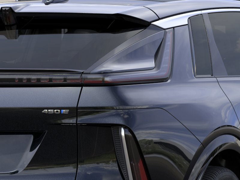 2024 Cadillac LYRIQ Luxury 2