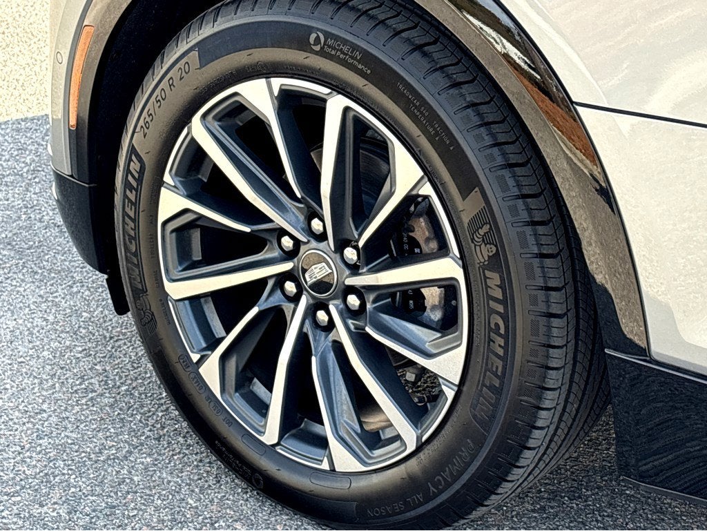 2024 Cadillac LYRIQ Sport 2