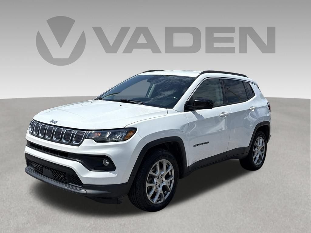 2022 Jeep Compass Latitude Lux