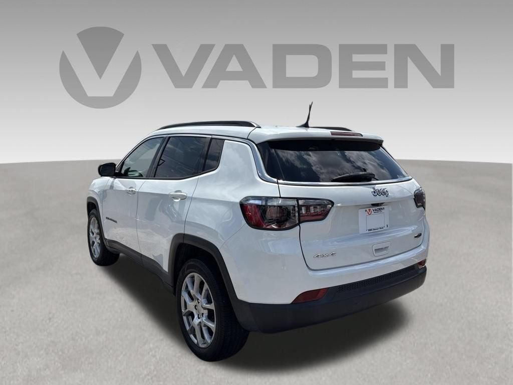2022 Jeep Compass Latitude Lux