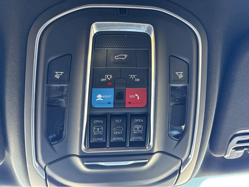 2024 Jeep Wagoneer BASE