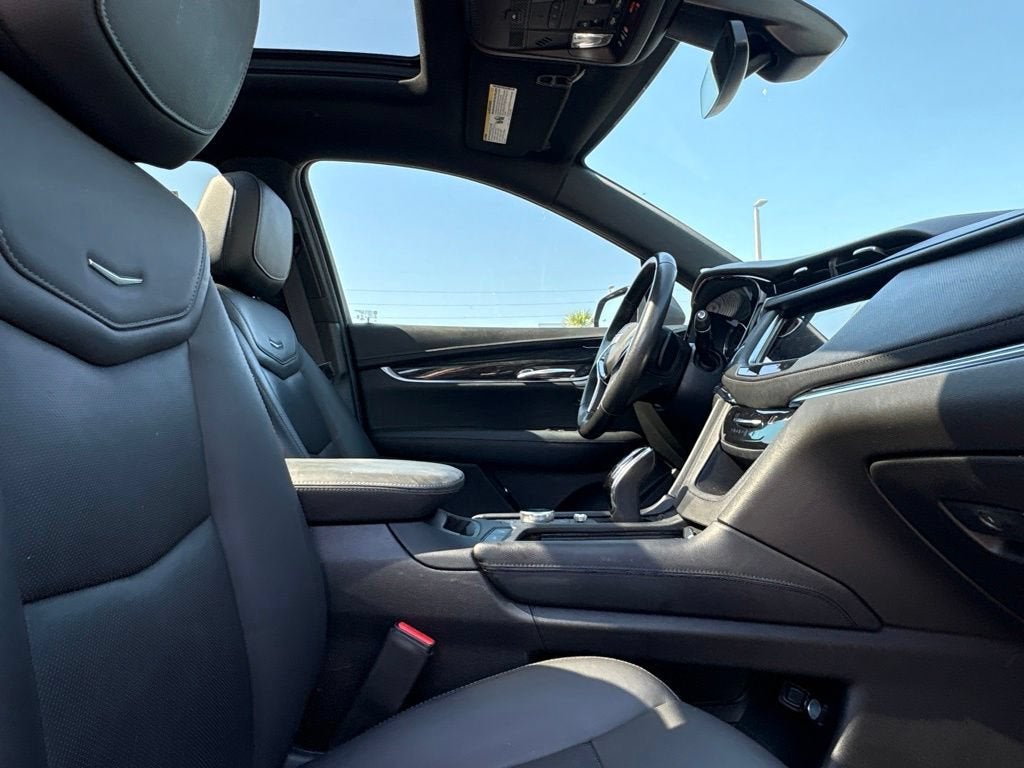 2021 Cadillac XT5 FWD Premium Luxury