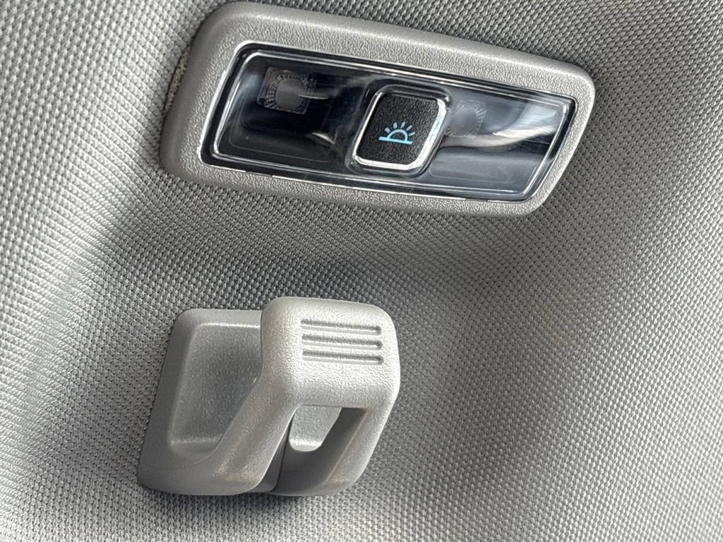 2023 Ford Explorer Base