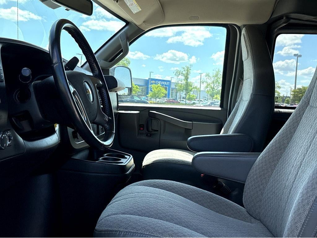 2019 Chevrolet Express Passenger 3500 LT