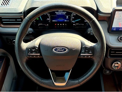 2022 Ford Maverick XL