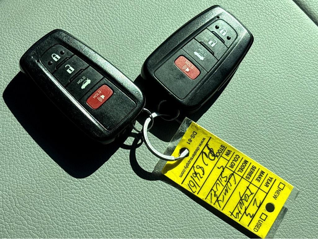 2023 Toyota Camry SE