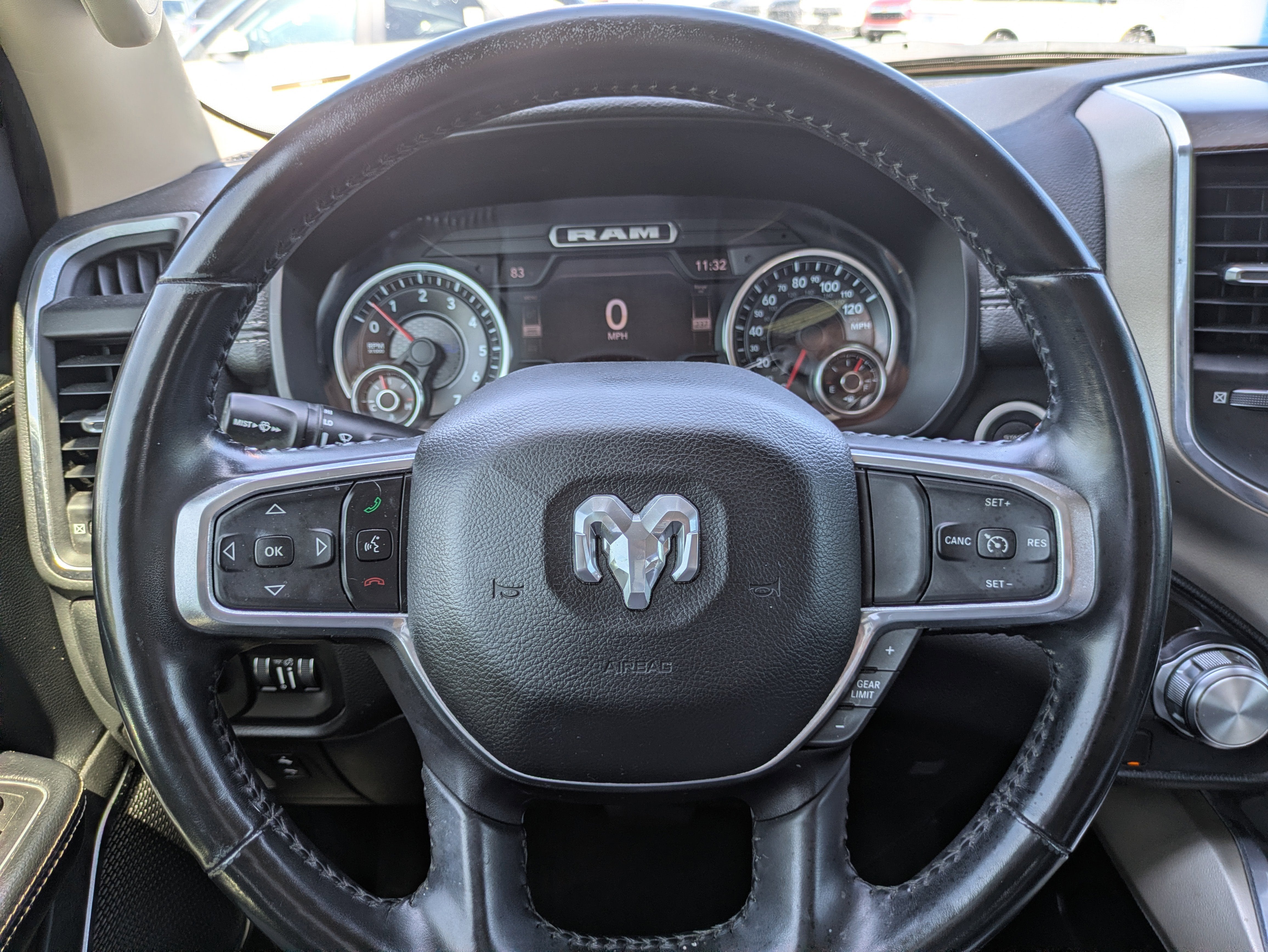 2021 RAM 1500 Laramie Crew Cab 4x2 5'7" Box