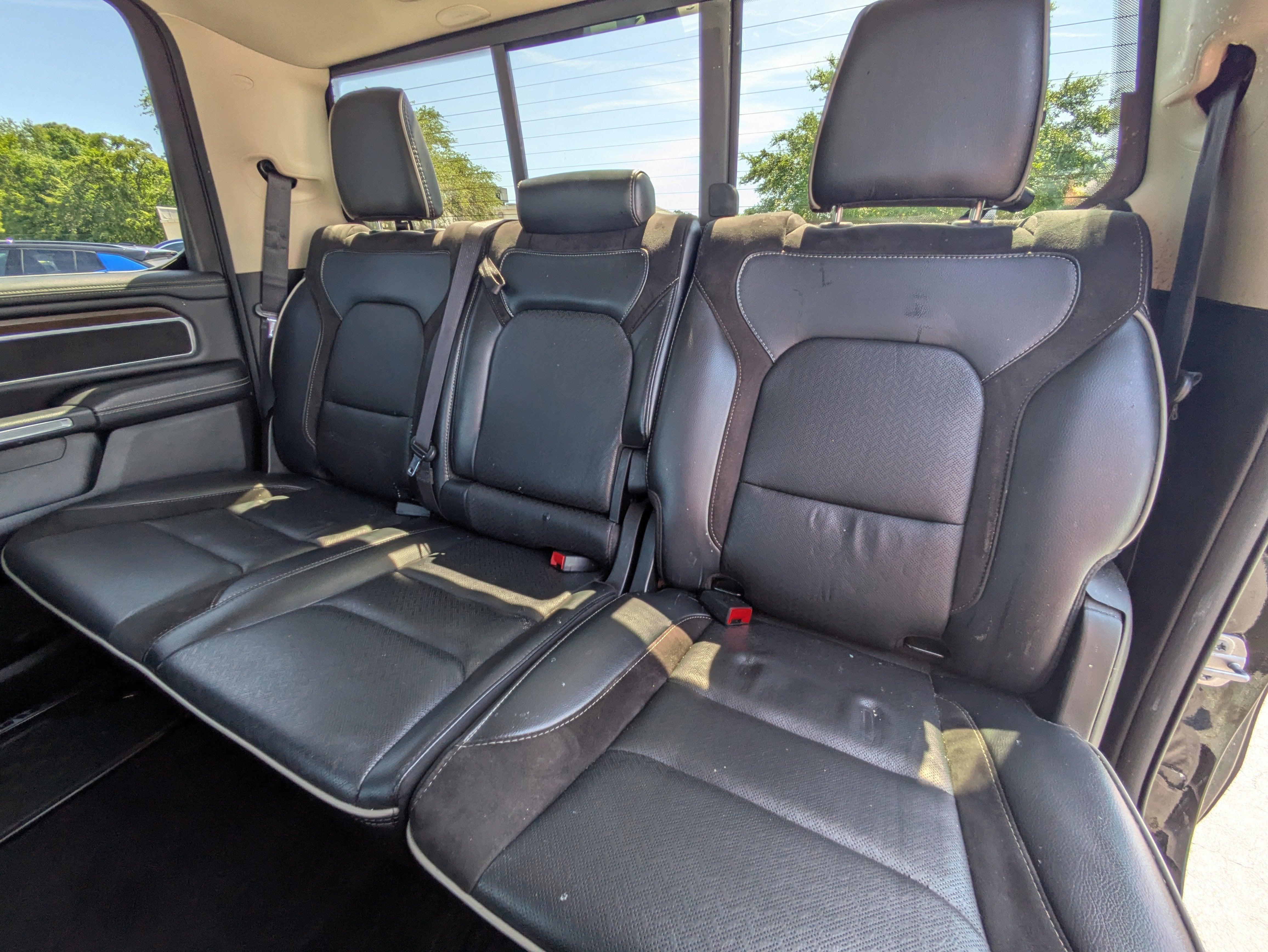 2021 RAM 1500 Laramie Crew Cab 4x2 5'7" Box