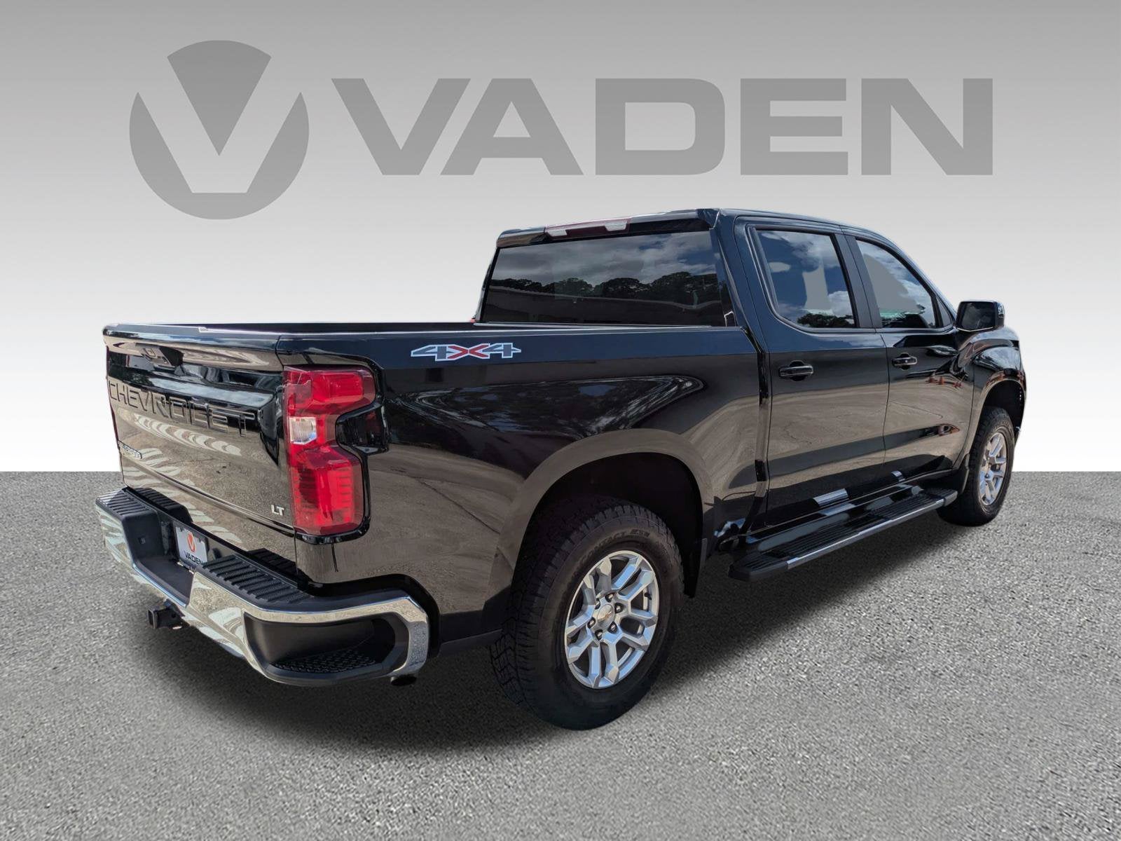 2025 Chevrolet Silverado 1500 LT (2FL)