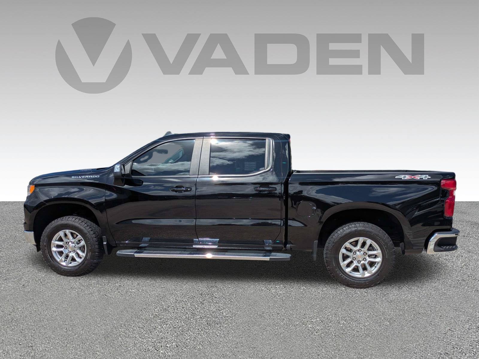 2025 Chevrolet Silverado 1500 LT (2FL)