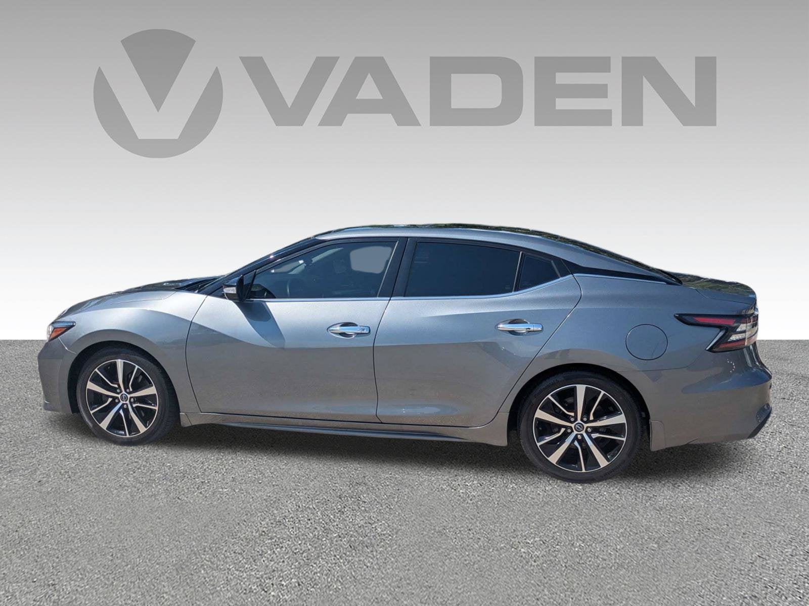 2023 Nissan Maxima SL