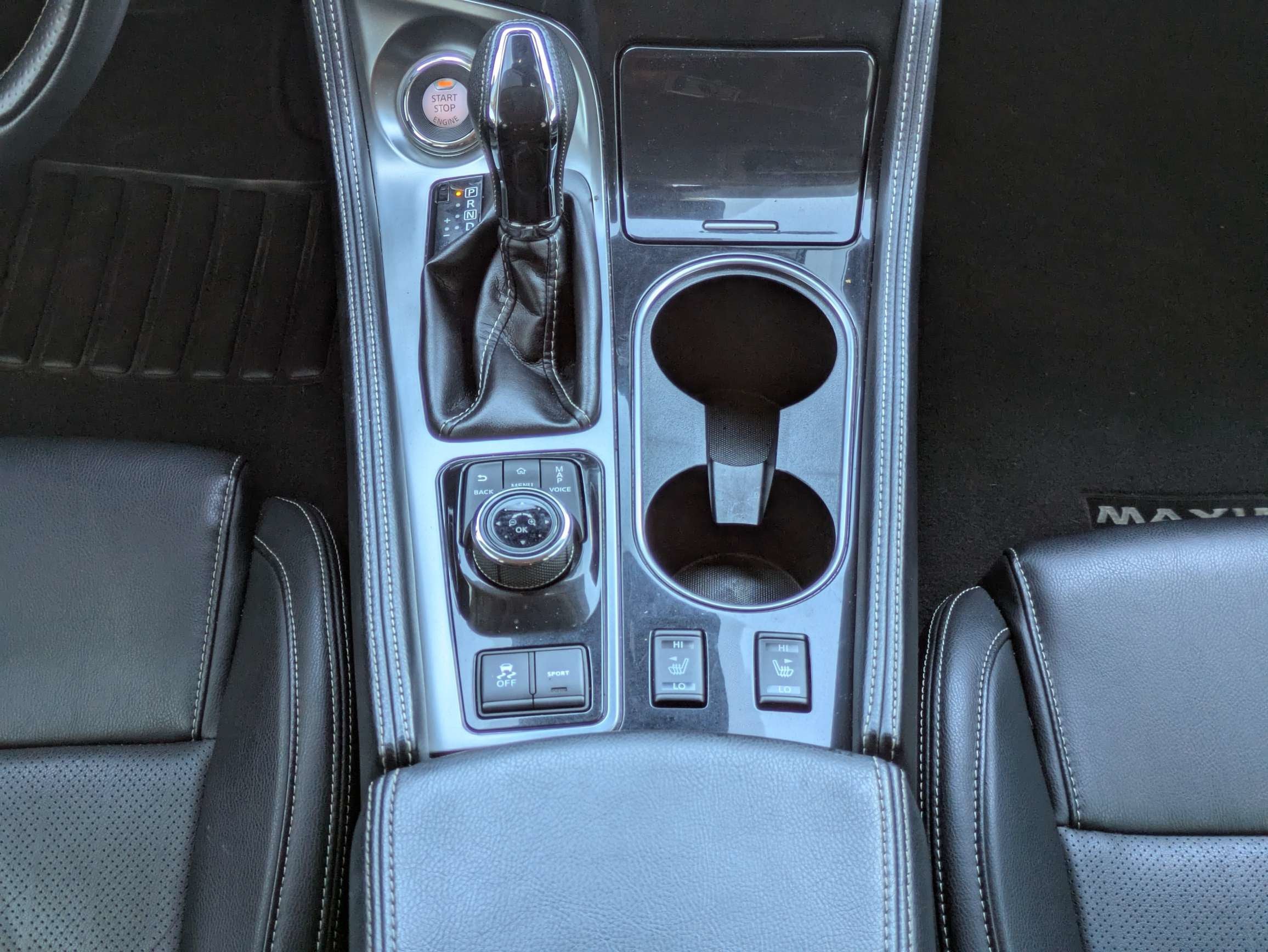 2023 Nissan Maxima SL