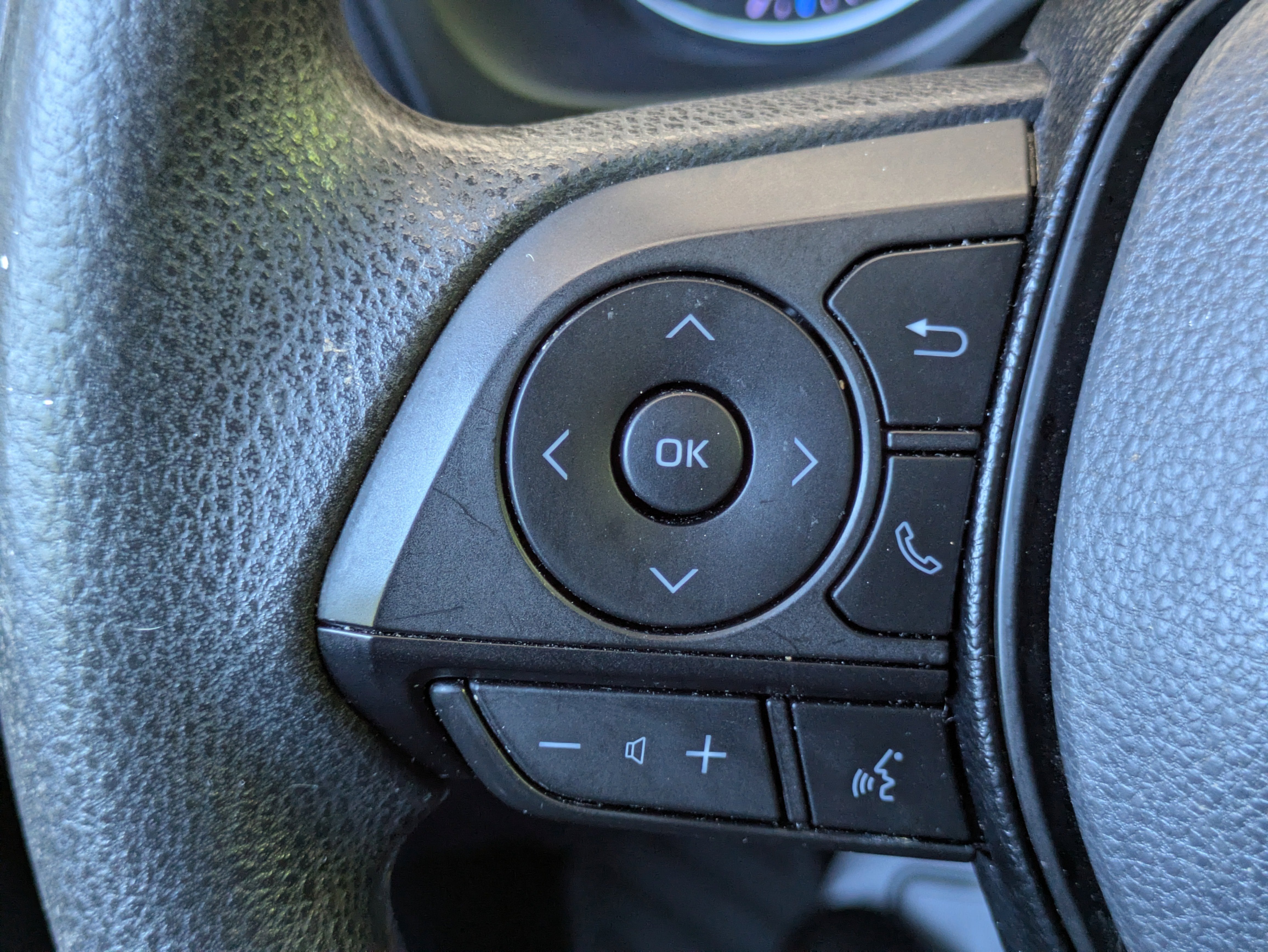 2019 Toyota RAV4 Hybrid LE