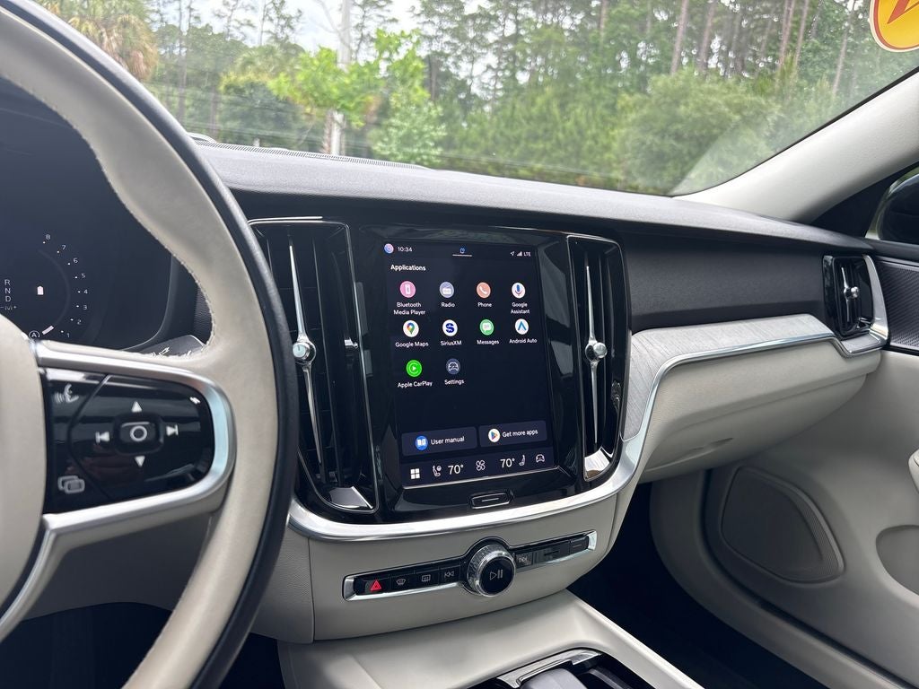 2024 Volvo S60 B5 Plus Dark Theme