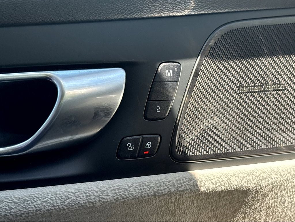 2024 Volvo S60 Ultimate