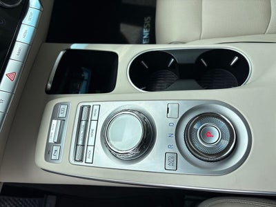 2023 Genesis GV70 2.5T