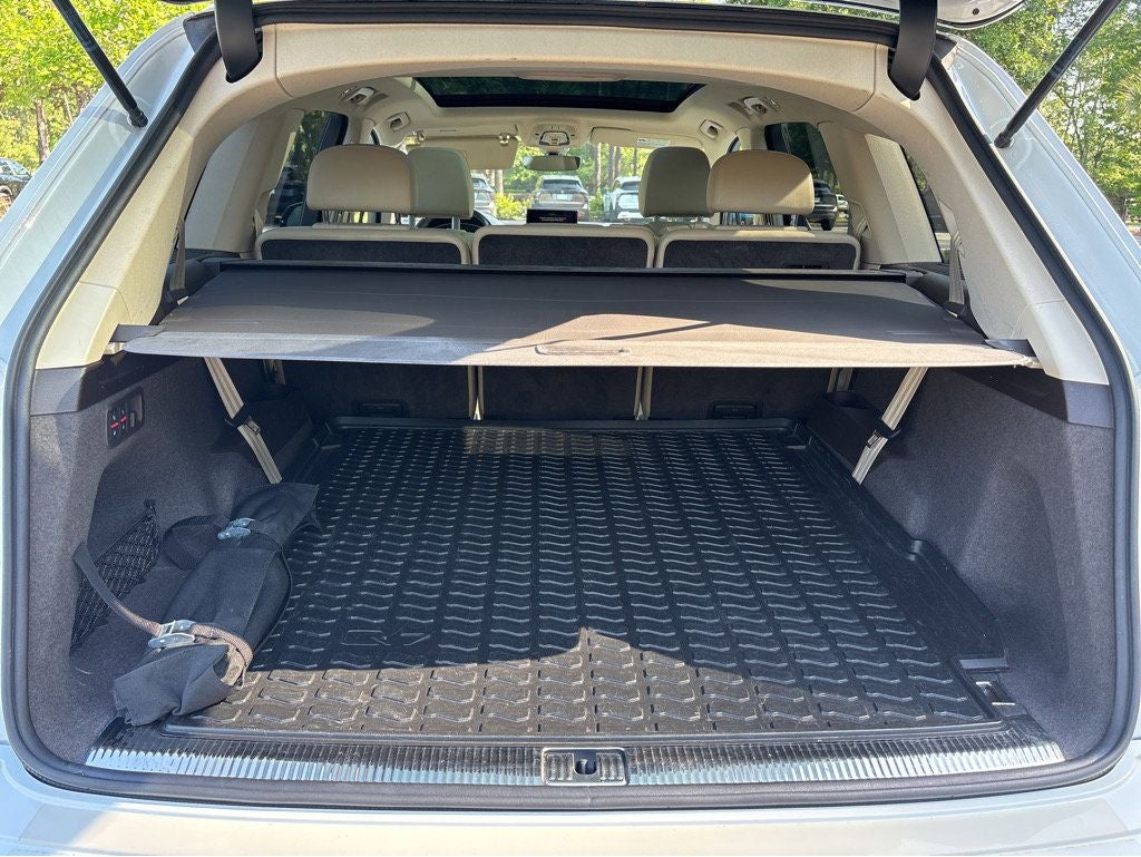 2019 Audi Q7 55 Premium Plus quattro