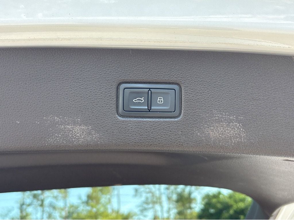 2019 Audi Q7 55 Premium Plus quattro