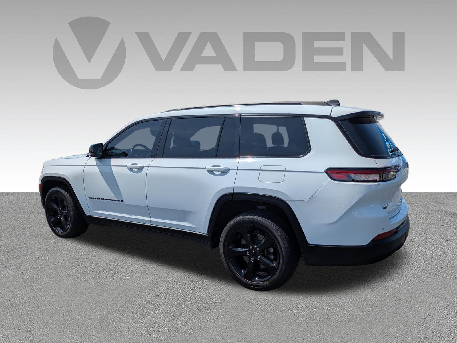 2021 Jeep Grand Cherokee L Altitude 4x2