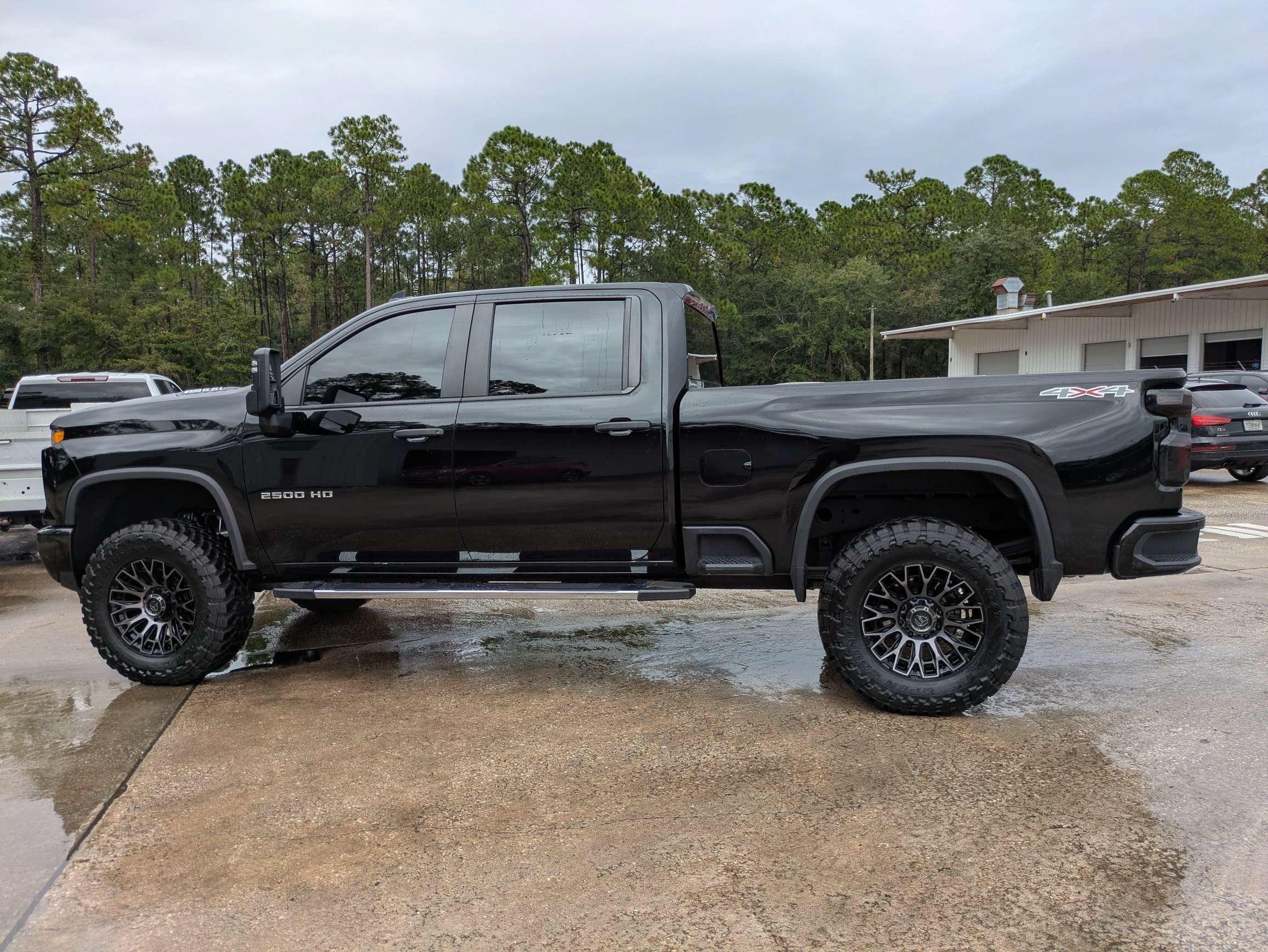 2024 Chevrolet Silverado 2500 HD Custom