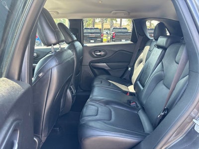 2022 Jeep Cherokee Latitude Lux