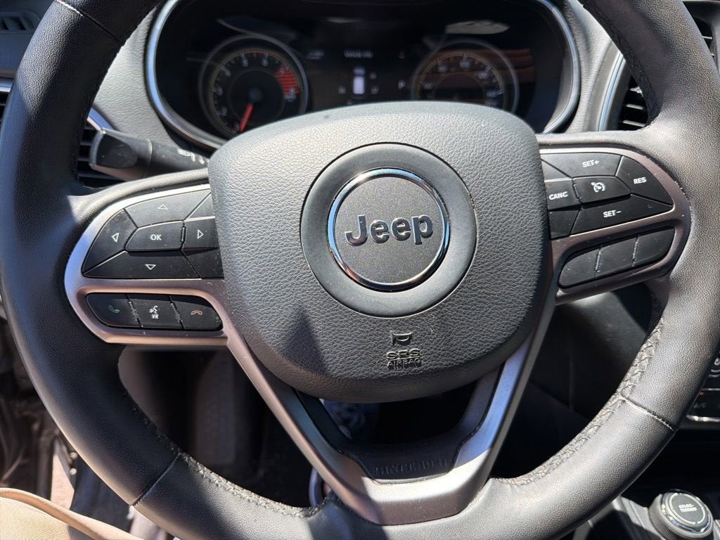 2022 Jeep Cherokee Latitude Lux