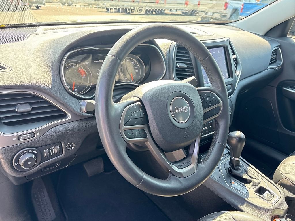 2022 Jeep Cherokee Latitude Lux